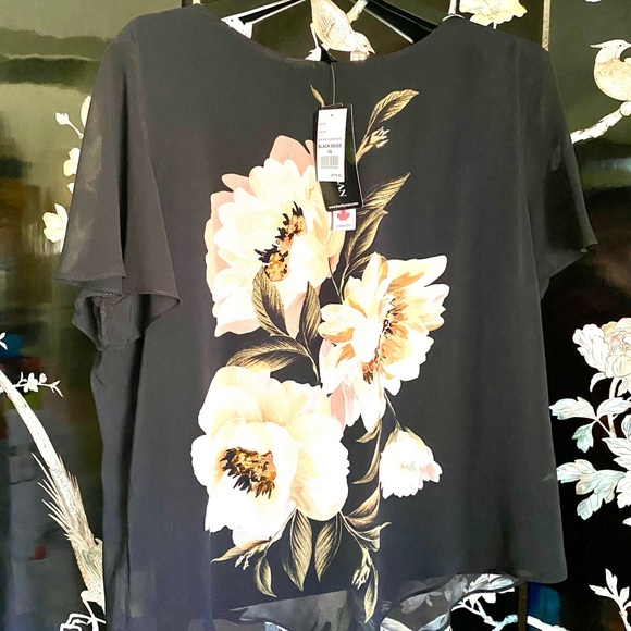NWT Black top with sheer flowers layered with black cami .sleeves sheer black. - Picture 2 of 4